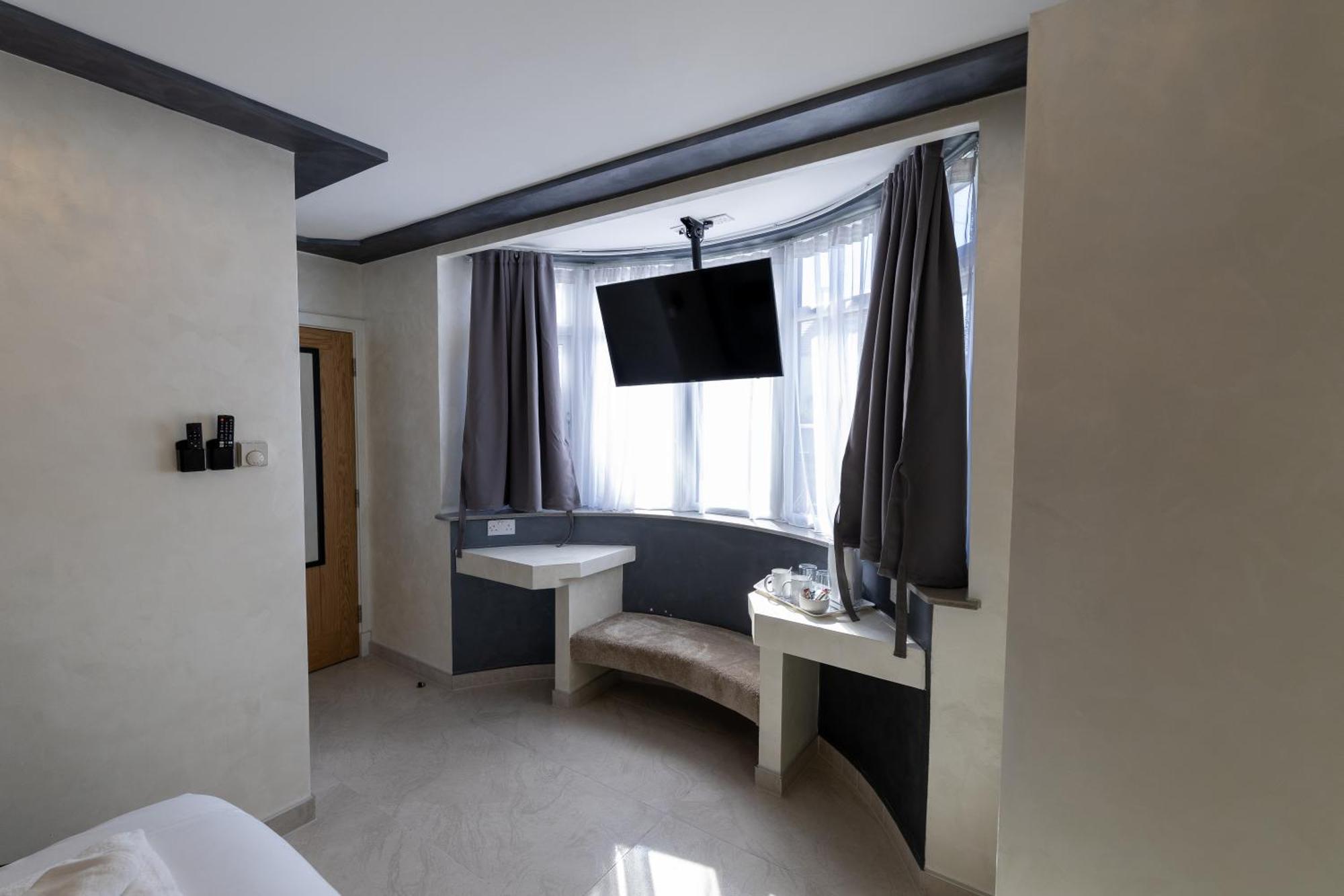 Hotel Paragraph Tottenham London Exterior foto